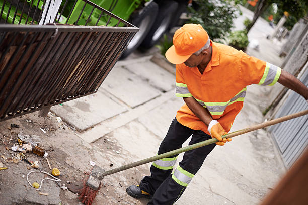 Property Management Cleanouts in Southgate, FL